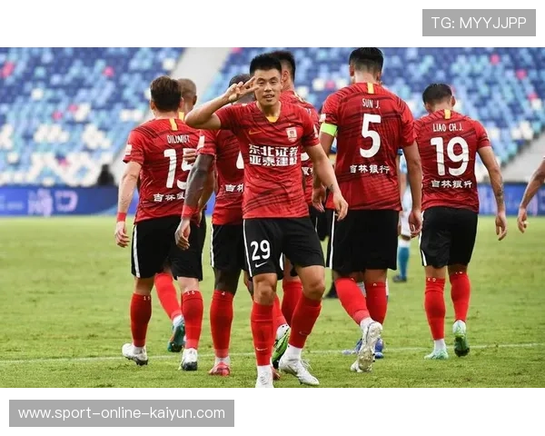 中超外援名额政策调整效果评估：对比赛质量与本土球员影响